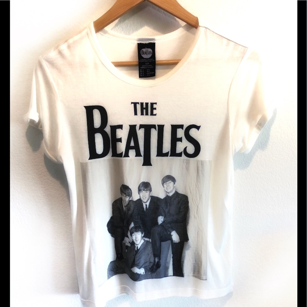 🎉Host Pick !🎉Beatles T shirt - Picture 1 of 7